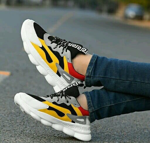 Stylish Men's Mesh Sports Shoes