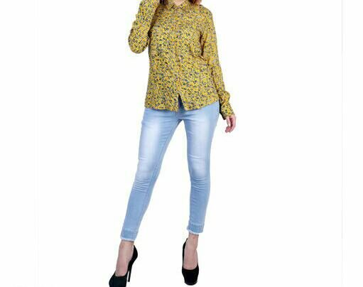 Drragon Women High Waist 3 Button Funky Jeans