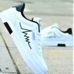 Trendy Graceful Men Casual Shoes (White)