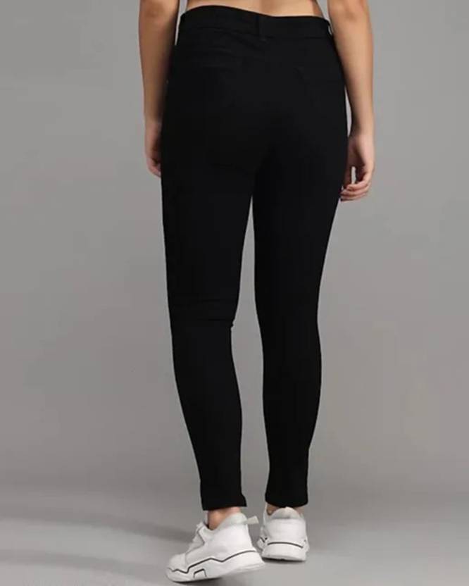 Single Button Stretchable Skinny Fit Ankle Length High Rise Denim Jeans