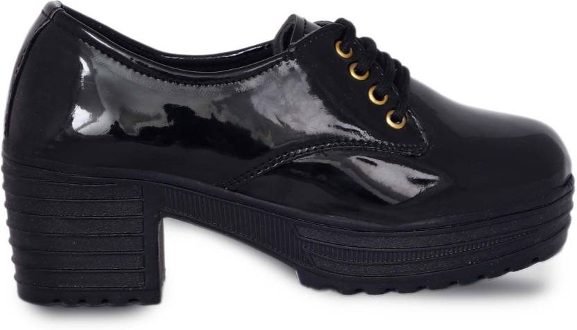 Formal Casual Stylish Look Boots Shoe Casuals For Women  (Black)