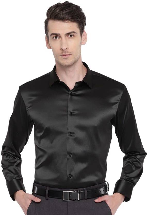 Men Slim Fit Solid Cut Away Collar Party Shirt