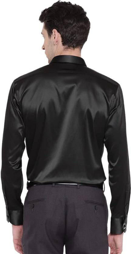 Men Slim Fit Solid Cut Away Collar Party Shirt